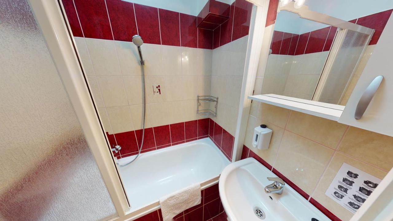 Cristian Apartman Hajdúszoboszló Eksteriør billede